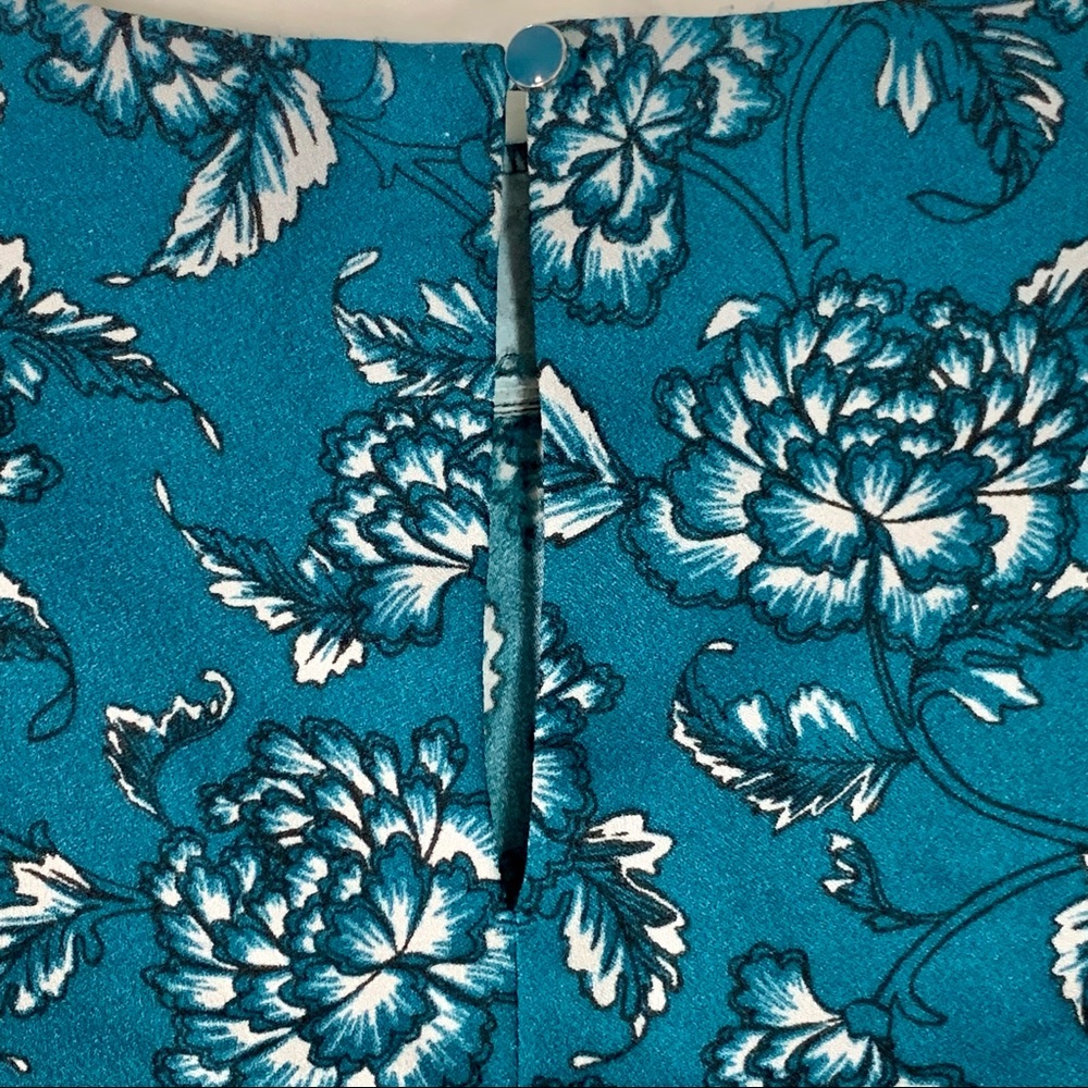 BANANA REPUBLIC Sz 0P Dress Blue Floral 3/4 Victorian Cuff Sleeve Modern - Picture 5 of 8